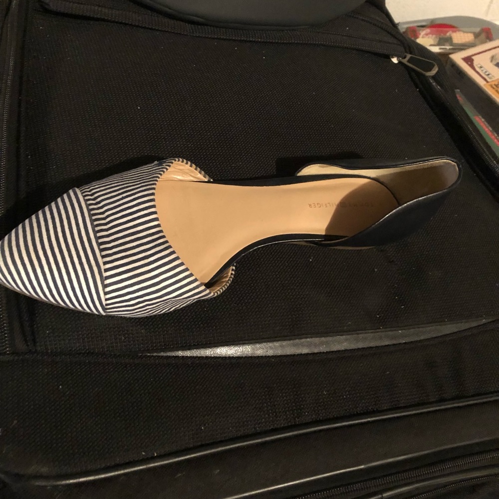 Tommy Hilfiger flats size 9.5 worn a few times